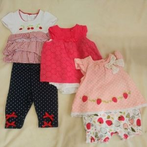 Bundle 3 Baby Girl Outfits size 0-3 Months